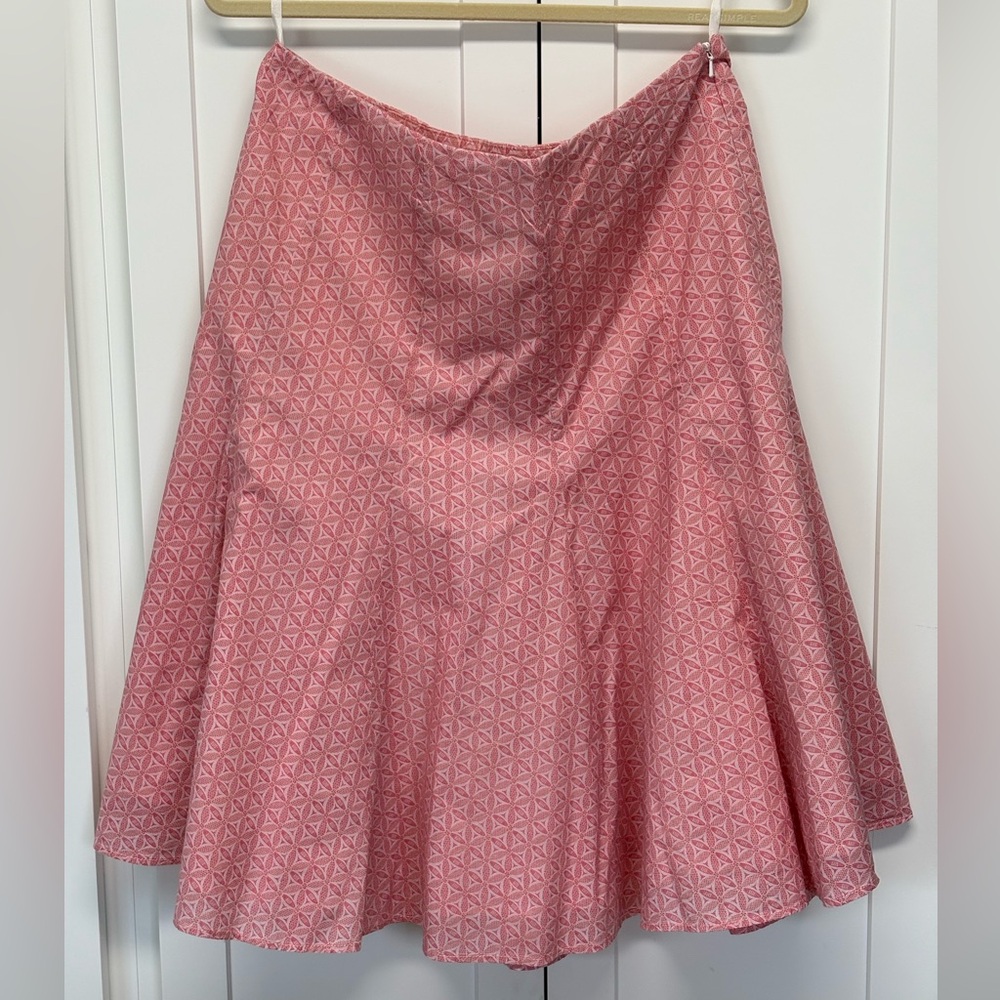 Gap ladies skirt size 10 side zipper, pink